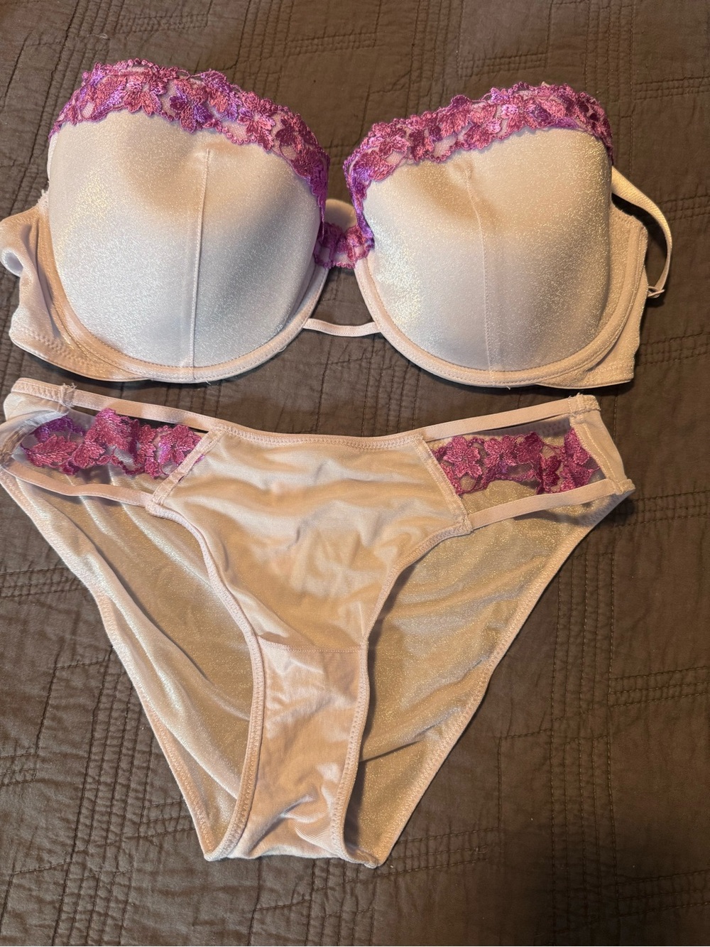Adore Me Lavender Bra & Bikini Set with Purple Lace